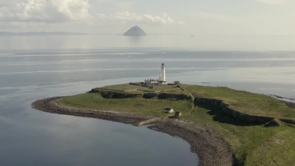 Flygfoto Över Pladda Fyr Arran Solig Dag Skottland Flyger Från — Stockvideo