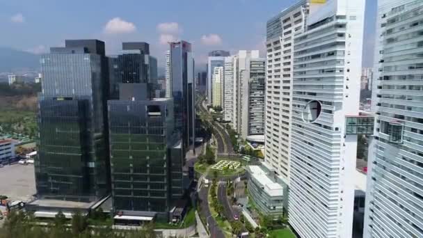 Drone Care Zboară Prin Zgârie Nori Modern Mexico City Santa — Videoclip de stoc