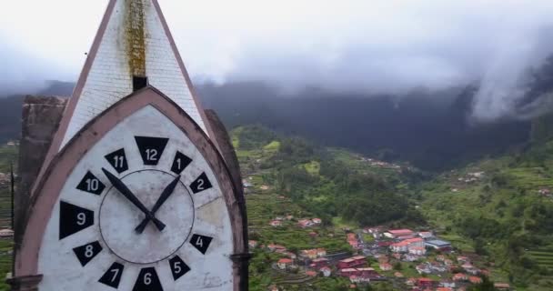 Episk Flygbild Över Our Lady Fatima Chapel Klocktorn Madeira Portugal — Stockvideo