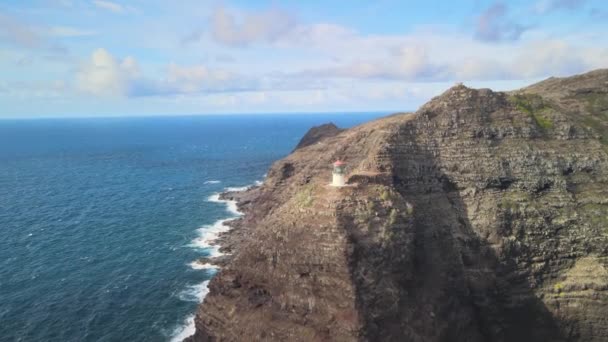 Aerial Panning Left View Makapuu Lighthouse Waimanalo Hawaii — Stock Video