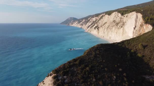 Pittoresca Costa Porto Katsiki Nel Mediterraneo Drone Dolly — Video Stock