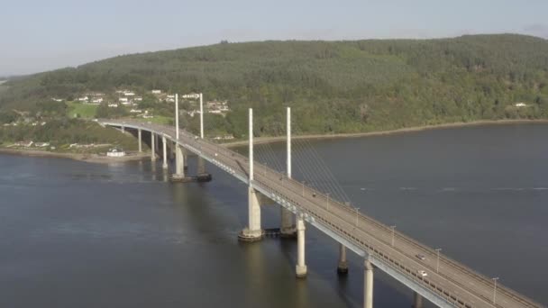 Luftaufnahme Der Kessock Bridge Einem Sonnigen Tag Inverness Schottland Weg — Stockvideo