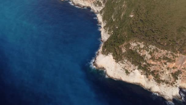 Yunanistan Lefkada Porto Katsiki Kayalık Uçurum Mavi Deniz Suyuyla Dolu — Stok video