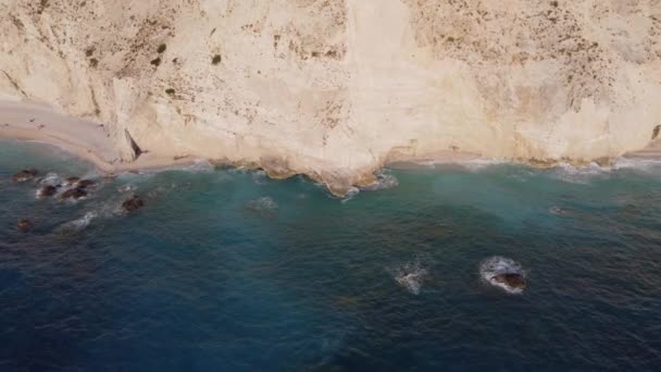 Seção Falésias Praias Isoladas Porto Katsiki Ilha Jônica Lefkada Grécia — Vídeo de Stock