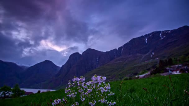 Σκούρο Cloudscape Timelapse Οροσειρά Στην Κοιλάδα Του Flam Vestland Νορβηγία — Αρχείο Βίντεο