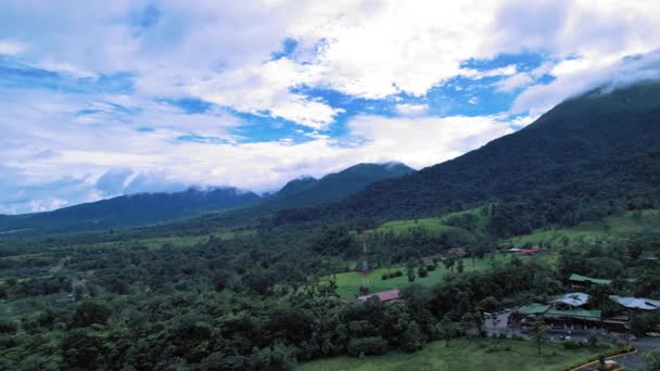 Εναέρια Drone Εικόνες Από Arenal Volcano Fortuna Alajuela Κόστα Ρίκα — Αρχείο Βίντεο