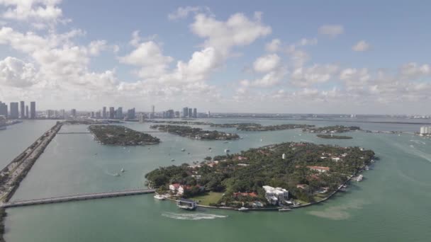 Aerial Star Island Macarthur Causeway Downtown Miami Core — Stock Video