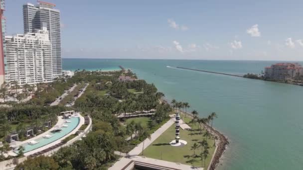 低空飞越迈阿密南角的政府截停频道 — 图库视频影像