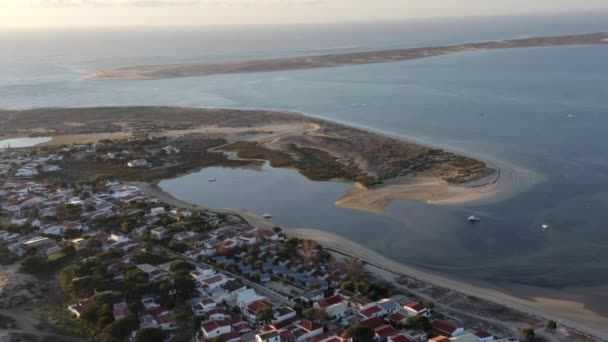 Letecký Pohled Ostrov Armona Plážovými Domy Moncarapacho Portugalsko — Stock video