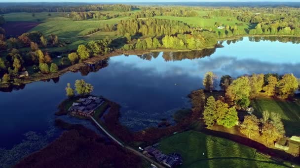 Raii Gölü Nün Yüzyılda Letonya Daki Raii Gölü Nün Ortasındaki — Stok video
