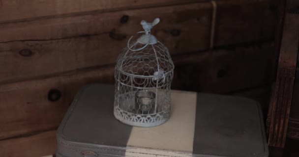 결혼식 피로연에서 장식용 책가방 — 비디오