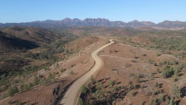 Aerial View Scenic Road Natural Australian Outback Bunyeroo Valley Hills — Stock Video