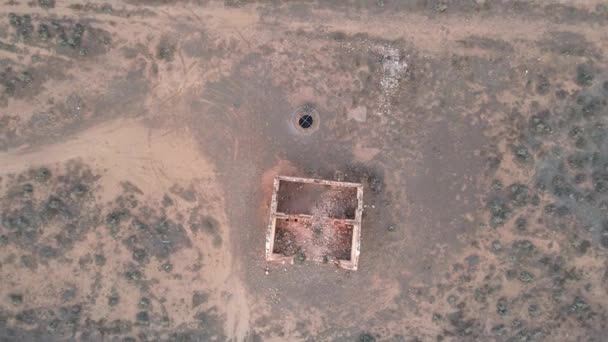 Topdown Aéreo Para Cima Campo Ruínas Casas Desabitadas Outback Australiano — Vídeo de Stock