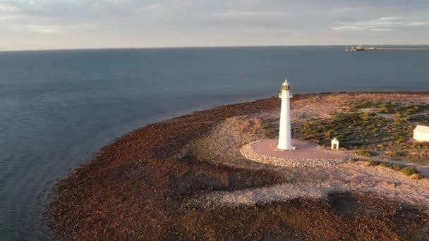 Point Lowly Lighthouse Rocky Shore Peaceful Seascape Australia Orbiting View — Stock Video