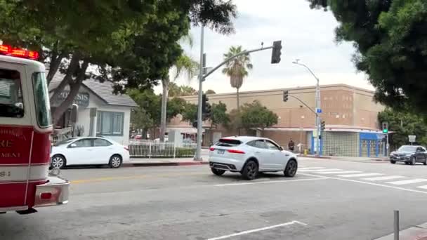 Santa Monica Kaliforniya Acil Bir Duruma Müdahale Eden Bir Itfaiye — Stok video