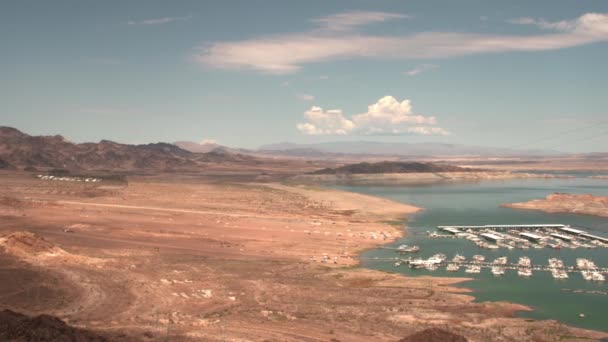Panela Lenta Através Lago Mead Mostrando Efeitos Escassez Água — Vídeo de Stock