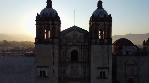 Jib Disparo Impresionante Iglesia Convento Santo Domingo Durante Claro Amanecer — Vídeo de stock