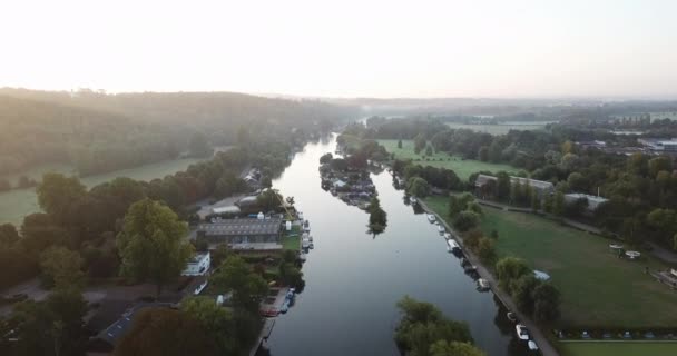 Henley Támesis Oxfordshire Amanecer — Vídeo de stock