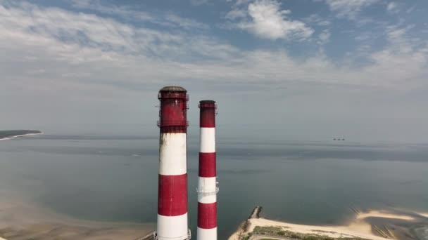 Aerial View Large Power Generation Facility Sunny Day Blue Skies — Stock Video