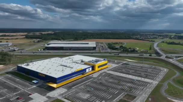 Drone Beelden Van Enorme Ikea Tallinn Store Slechts Een Paar — Stockvideo