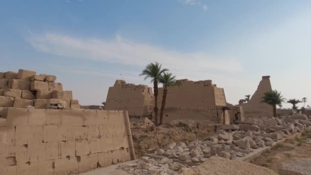 拍摄埃及卢克索Karnak圣殿建筑群的废墟 — 图库视频影像
