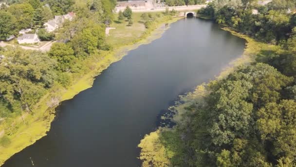 Empurre Para Frente Com Drone Para Ponte Sobre Lagoa Ruddiman — Vídeo de Stock