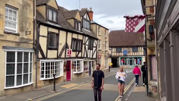 Winchcombe 의메인 거리를 사람들 로스터 — 비디오