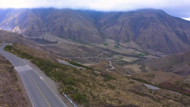 Aerial Cuesta Del Obispo Colinas Vale Salta Argentina Subindo Inclinação — Vídeo de Stock