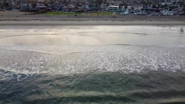 Arial Shot Golden First Light Sunrise Town Ocean Beach San — Vídeo de Stock