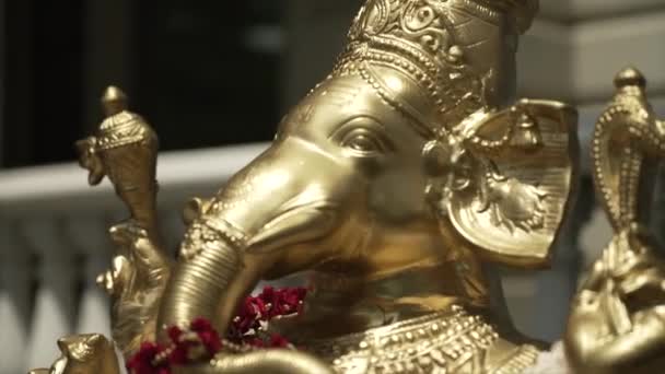 Θρησκευτική Ινδική Ganesh Άγαλμα Στο Χώρο Του Γάμου — Αρχείο Βίντεο