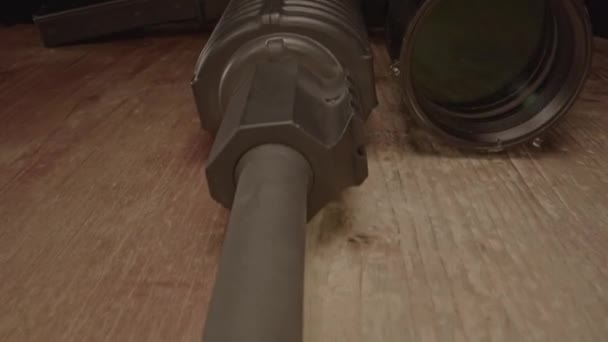 Вражаюча Лялька Штурмова Гвинтівка — стокове відео
