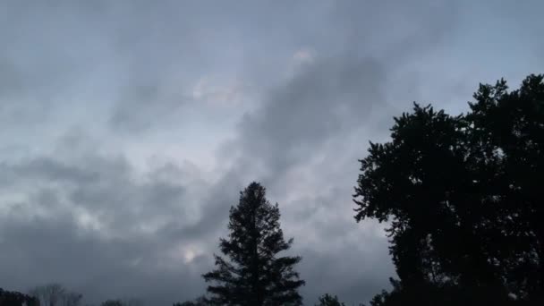 Fırtınalı Bulutlu Gökyüzünün Hızlandırılmış Görüntüsü — Stok video