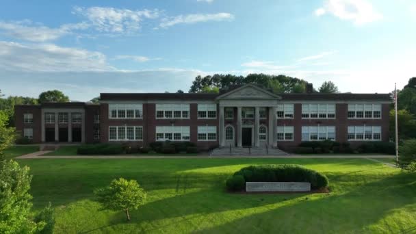 Öffentliche Schule Amerika Flagge Ruhe Etablierung Von Schuß Steigender Bildungsstand — Stockvideo