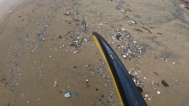 Surfer Walks Sandy Beach Covered Micro Plastic Garbage Other Trash — Stock Video