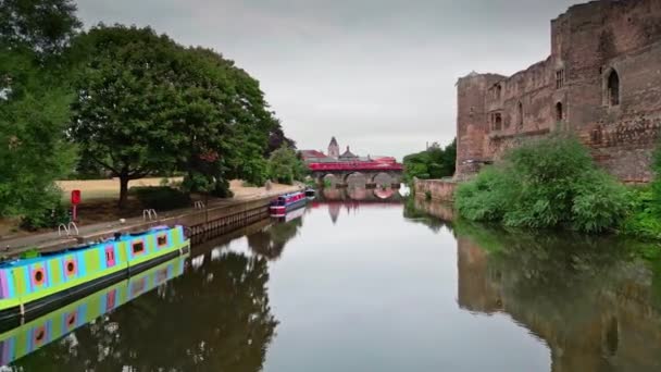 Dron Mueve Largo Del Río Trent Newark Nottinghamshire Inglaterra — Vídeo de stock