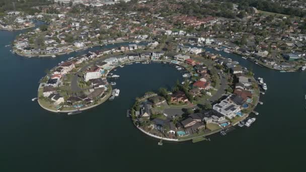 Vista Aérea Das Propriedades Luxo Ilha James Cook Sylvania Waters — Vídeo de Stock