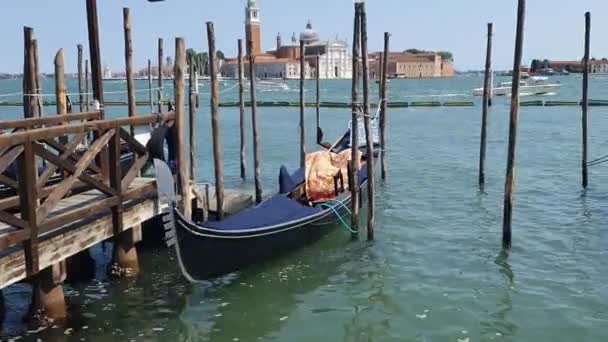 ヴェネツィアパン右浮動空のゴンドラHd 30秒あたりのフレーム6秒 — ストック動画
