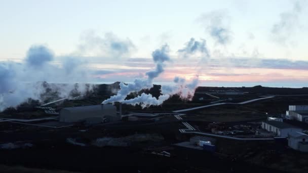 Reykjanes Central Eléctrica Generadora Electricidad Con Energía Geotérmica Puesta Del — Vídeos de Stock