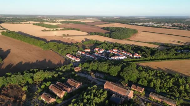 Letecký Záznam Bývalé Hornické Vesnice Opuštěným Uhelným Dolem — Stock video