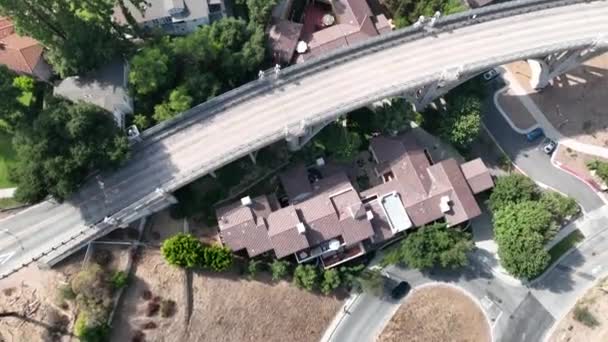 Pasadena Dekat Jembatan Dan Taman — Stok Video