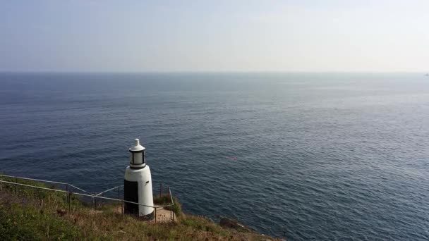 Faro Spy House Point Cerca Polperro Cornwall Inglaterra Reino Unido — Vídeos de Stock