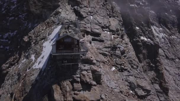Carrel Hut Trouve Sur Côté Mont Cervino Abri Halte Pour — Video