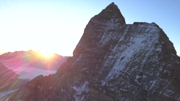 Drone Vista Del Pico Del Matterhorn Los Alpes Mont Cervin — Vídeos de Stock