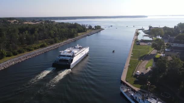 Forward Trať Lake Express Ferry Jak Cestuje Přes Kanál Muskegon — Stock video