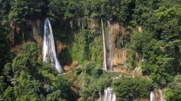 Rotacyjny Powietrzny Strzał Drona Dżungli Umphang Wybitny Wodospad Thi Położony — Wideo stockowe