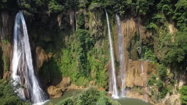 Drone Rotacional Aéreo Filmado Uma Das Enormes Cachoeiras Cachoeira Thi — Vídeo de Stock