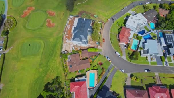 Drone Shot Van Huizen Golfbaan Sydney Australië — Stockvideo