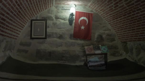 Interior Tumba Arap Baba Bajo Mezquita Arap Harput — Vídeo de stock