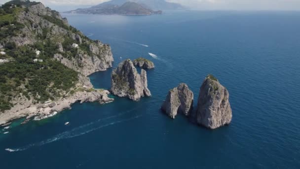 Capri Adası Faraglioni Stacks Napoli Körfezi Talya Daki Sakin Mavi — Stok video