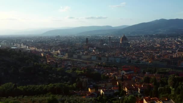 Panoramatický Pohled Florencii Katedrálou Budovami Domy Červenými Střechami Kopci Toskánsku — Stock video